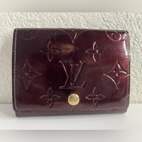 Louis Vuitton Handbags - Louis Vuitton Burgundy Monogram Card Holder